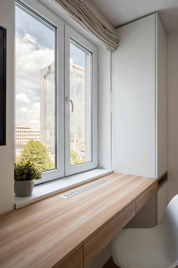 Candy Land Downtown Apartment Bucarest Esterno foto