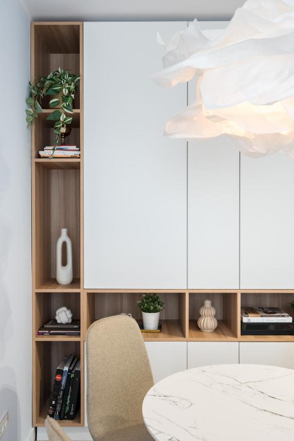 Candy Land Downtown Apartment Bucarest Esterno foto